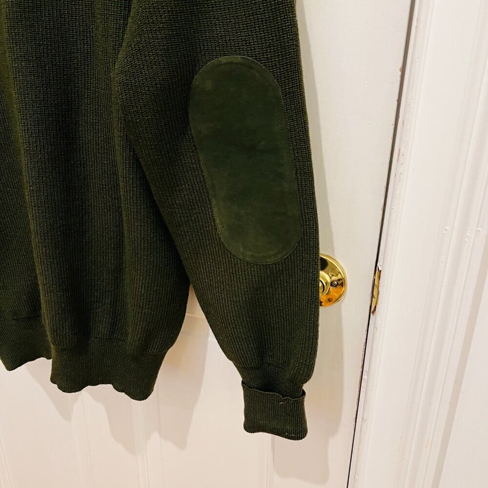 Barbour 100% Wool Suede leather Shoulder & Elbow Patch Gun Sweater Size Medium - Picture 13 of 16